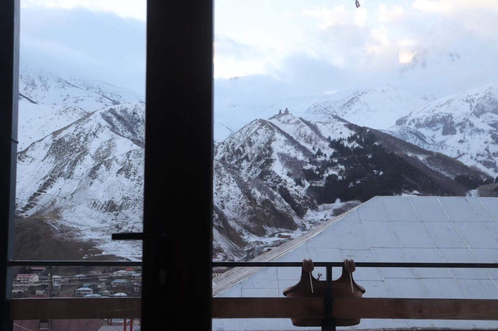 Guesthouse Relax In Kazbegi Exterior foto