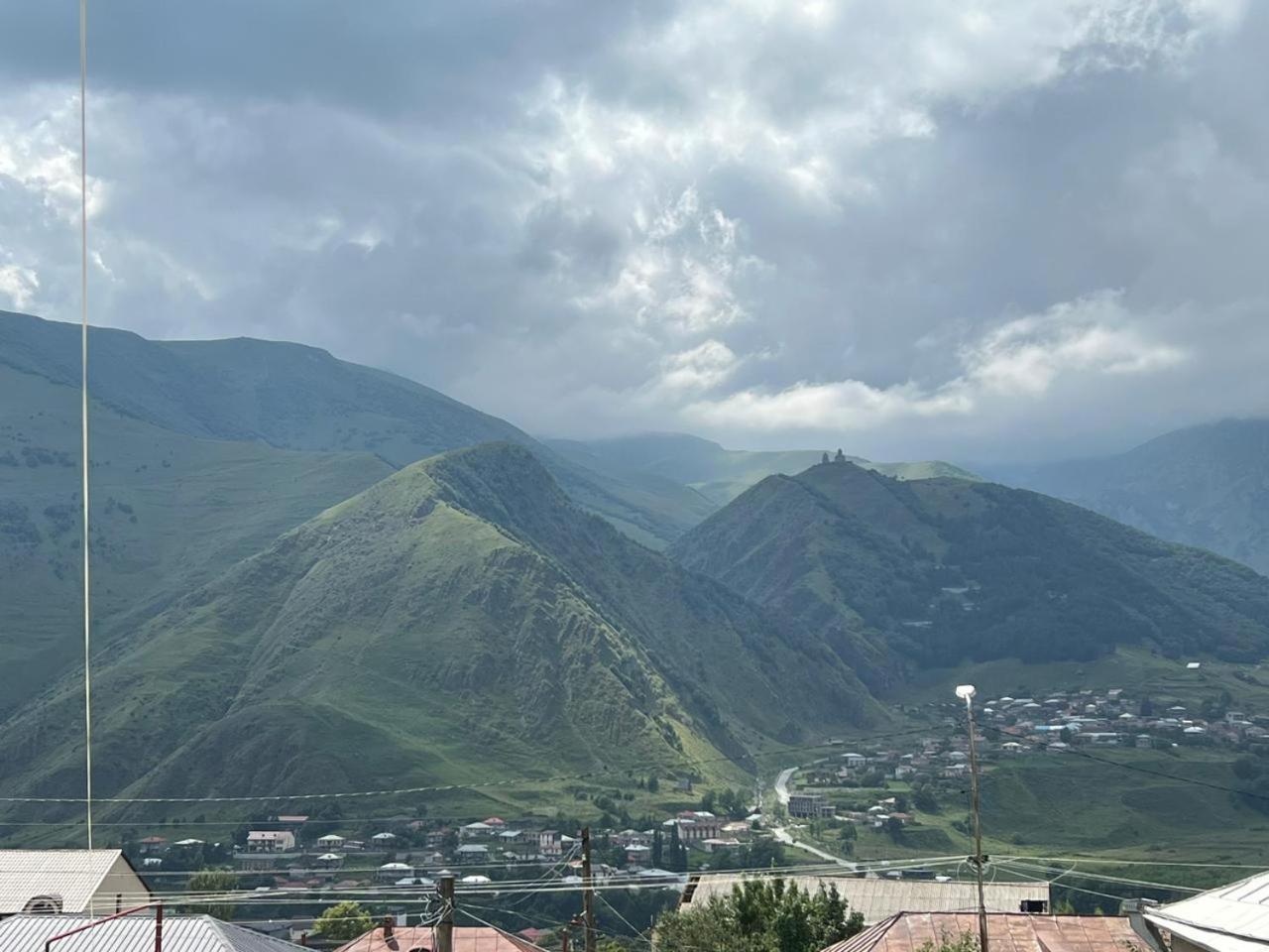 Guesthouse Relax In Kazbegi Exterior foto